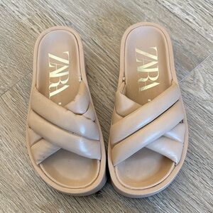 ZARA / Platform Women's Nude Puffy Strap Slides
